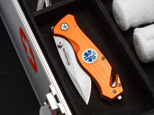 BÖKER MAGNUM MEDIC